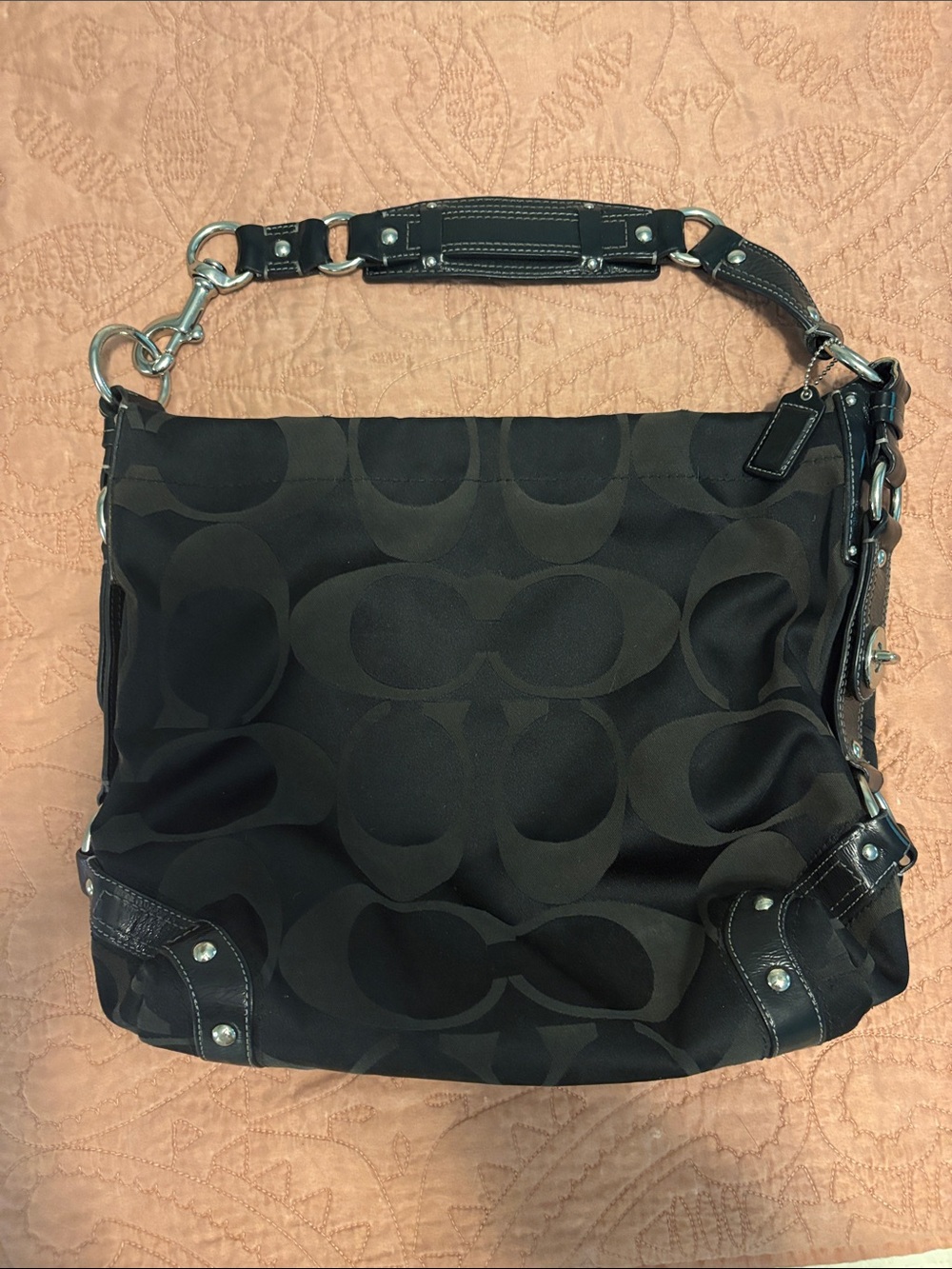 Classic Early 2000s coach Carley slouch shoulder bag.